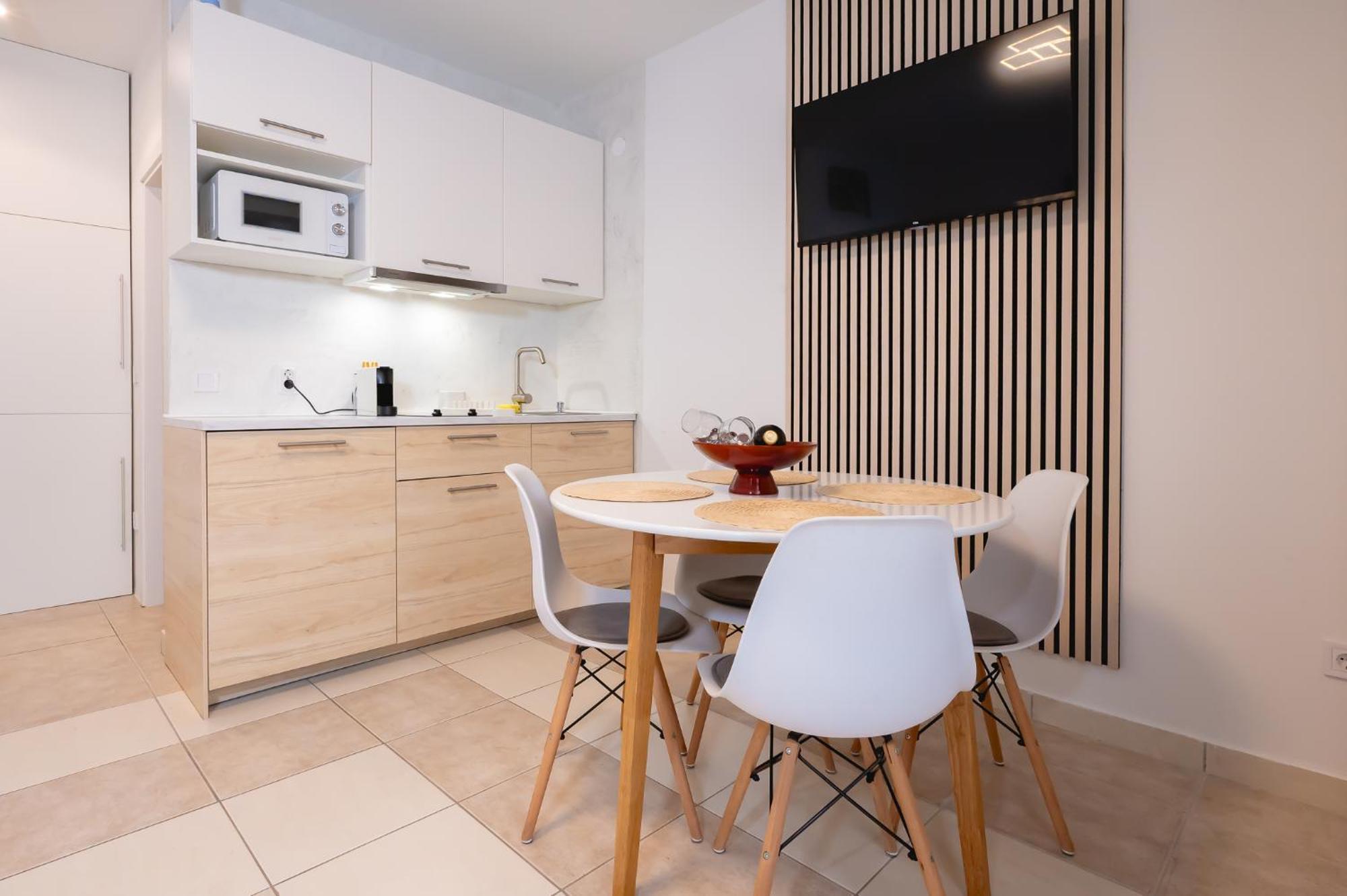 Locus Apartments Петрчане Екстер'єр фото